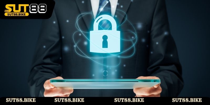 Người dùng có quyền gì trong việc thực hiện chính sách bảo mật?